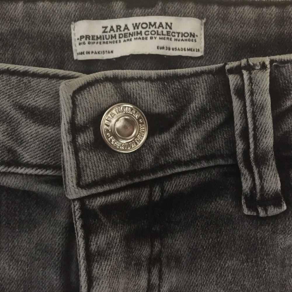 Zara Jeans with Zips - Picture 3 of 5